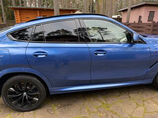 2020 BMW X6 40d III (G06), синий, 7000000 рублей, вид 4