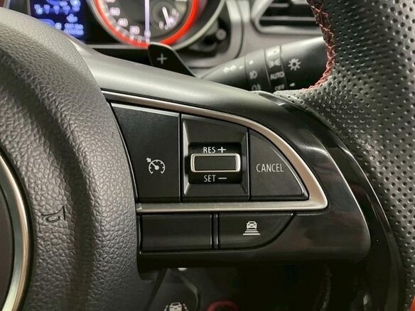 2021 Suzuki Swift V Рестайлинг, чёрный, 890000 рублей - вид 11