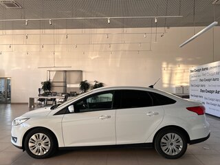 2017 Ford Focus III Рестайлинг, белый, 1249000 рублей, вид 4