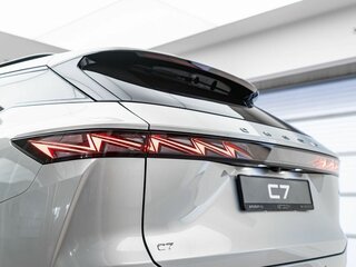 2026 Omoda C7, серебристый, 3499000 рублей, вид 4