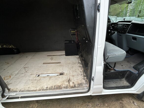 2010 Ford Transit, белый, 850000 рублей - вид 7