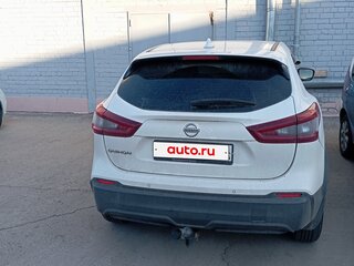 2020 Nissan Qashqai II Рестайлинг, белый, 1550000 рублей, вид 4