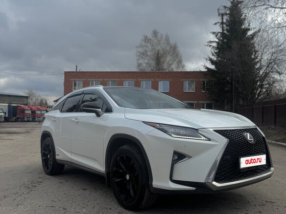 2018 Lexus RX 300 IV, белый, 3850000 рублей - вид 1