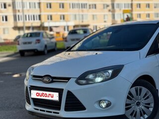2013 Ford Focus III, белый, 780000 рублей, вид 4