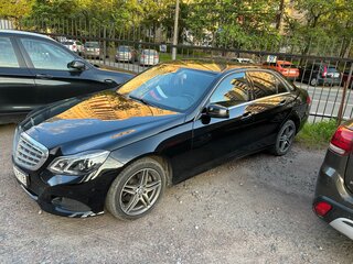 2014 Mercedes-Benz E-Класс 200 IV (W212, S212, C207) Рестайлинг, чёрный, 1650000 рублей, вид 1