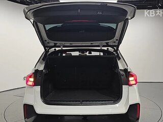 2023 BMW X1 18d sDrive III (U11/U12), белый, 3329911 рублей, вид 5
