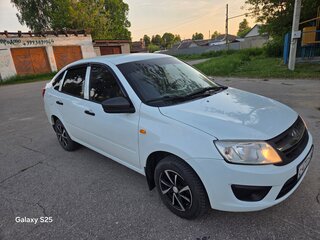 2015 Lada (ВАЗ) Granta I, белый, 500000 рублей, вид 2