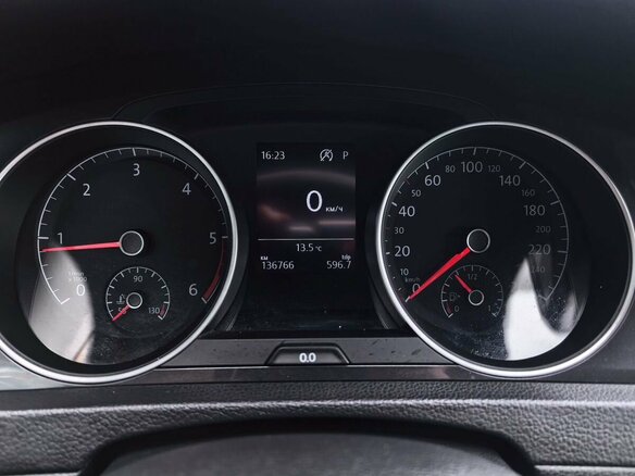 2019 Volkswagen Golf VII Рестайлинг, чёрный, 1779000 рублей - вид 7