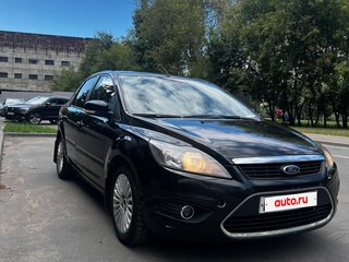 2010 Ford Focus II Рестайлинг, чёрный, 500000 рублей, вид 2
