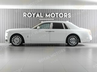 2019 Rolls-Royce Phantom VIII (Series I), белый, 38400000 рублей, вид 3