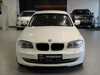 2011 BMW 1 серии 116i I (E81/E82/E87/E88) Рестайлинг, белый, 850000 рублей, вид 2