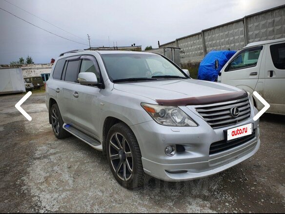 2009 Lexus LX 570 III, серебристый, 3300000 рублей - вид 1