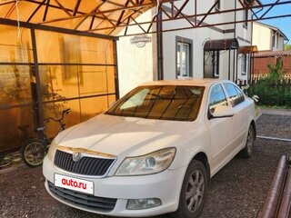2012 Skoda Octavia II (A5) Рестайлинг, белый, 750000 рублей, вид 2