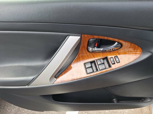 2011 Toyota Camry VI (XV40) Рестайлинг, серебристый - вид 13