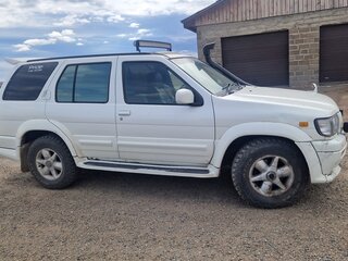 1997 Nissan Terrano Regulus, белый, 750000 рублей, вид 3