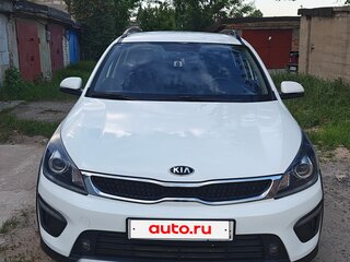 2019 Kia Rio X-Line IV, белый, 1620000 рублей, вид 1