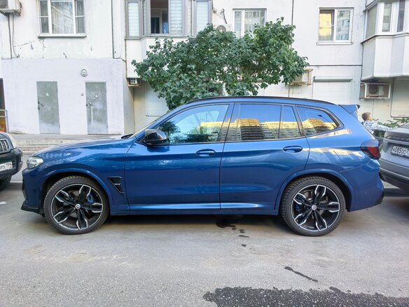 2022 BMW X3 M40i III (G01) Рестайлинг, синий, 7200000 рублей - вид 4