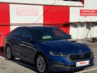 2020 Skoda Octavia IV (A8), синий, 2050000 рублей, вид 4