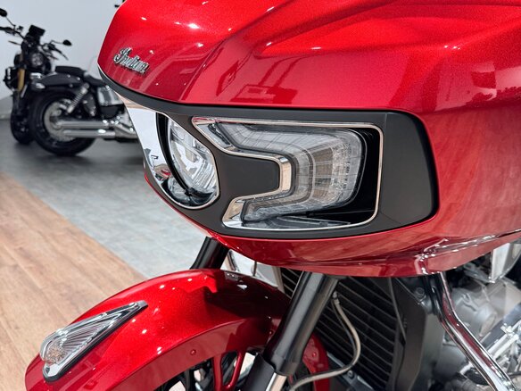 2021 Indian Challenger, красный, 2499000 рублей - вид 26