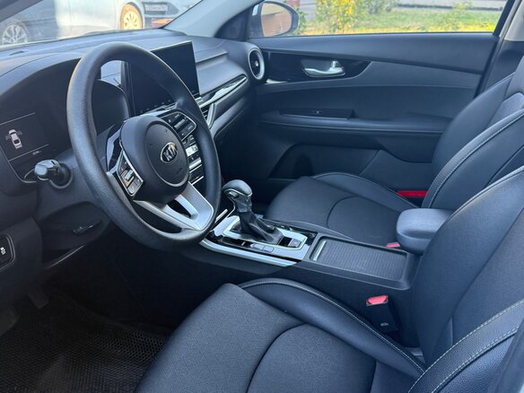 2020 Kia K3 II (China Market), белый, 2050000 рублей - вид 5