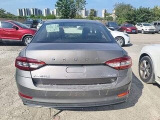2022 Skoda Octavia III (A7) Рестайлинг, серебристый, 1499999 рублей, вид 5