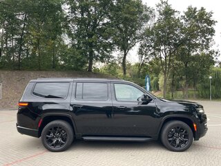 2025 Jeep Wagoneer WS, чёрный, 5750000 рублей, вид 5