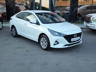 2021 Hyundai Solaris II Рестайлинг, белый, 1630000 рублей, вид 3