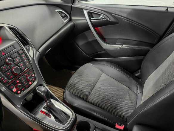 2012 Opel Astra J, чёрный - вид 11