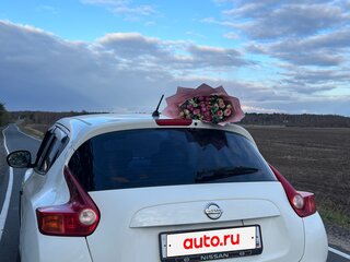 2012 Nissan Juke I, белый, 700000 рублей, вид 3