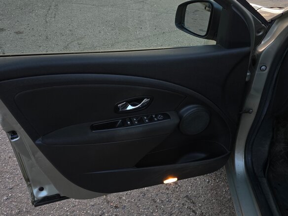 2012 Renault Fluence I, бежевый - вид 9