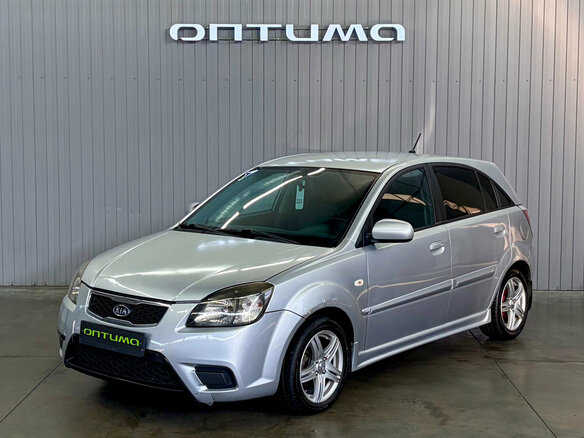 2010 Kia Rio II Рестайлинг, серебристый, 577000 рублей