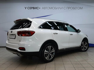 2018 Kia Sorento III Prime Рестайлинг, белый, 2129000 рублей, вид 3