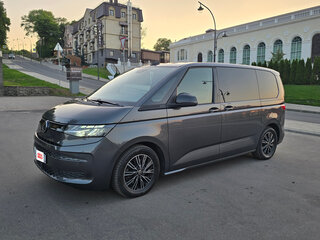 2022 Volkswagen Multivan T7, серый, 5890000 рублей, вид 1