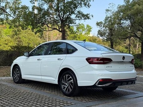 2023 Volkswagen Lavida III Рестайлинг, белый, 1515000 рублей, вид 5