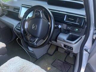 2015 Honda Stepwgn V, серебристый, 1550000 рублей, вид 5