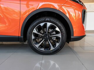 2026 Tenet Plus L6, оранжевый, 3080000 рублей, вид 5