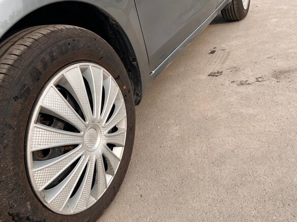 2007 Toyota Yaris Multimode II, серебристый, 530000 рублей - вид 7