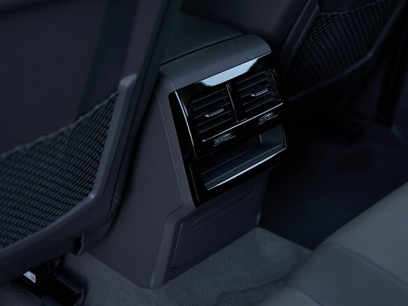 2025 Volkswagen Touareg III Рестайлинг, синий, 8099900 рублей - вид 7