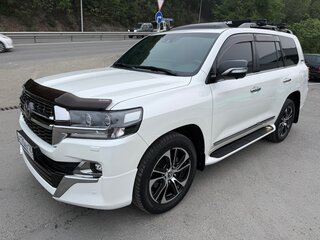 2021 Toyota Land Cruiser 200 Series Рестайлинг 2, белый, 11200000 рублей, вид 4