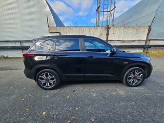 2021 Kia Seltos I, чёрный, 2300000 рублей, вид 3