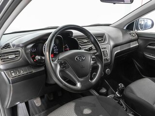 2015 Kia Rio III Рестайлинг, серый, 985000 рублей, вид 5