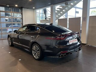 2019 Kia Stinger I, серый, 1990000 рублей, вид 5