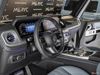 2025 Mercedes-Benz G-Класс 450 d III (W465) Рестайлинг, белый, 24150000 рублей, вид 3