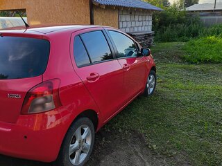 2006 Toyota Yaris Multimode II, красный, 380000 рублей, вид 4