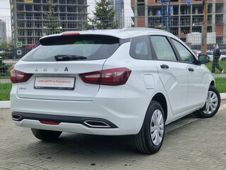 2026 Lada (ВАЗ) Vesta SW I Рестайлинг (NG), белый, 1711000 рублей, вид 5