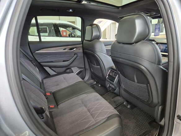 2026 Geely Monjaro I Рестайлинг, серебристый, 4954990 рублей - вид 10