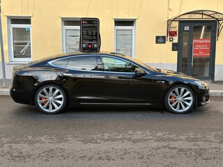 2018 Tesla Model S 75D I Рестайлинг, чёрный, 3550000 рублей, вид 5