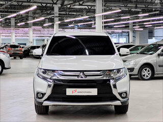 2015 Mitsubishi Outlander III Рестайлинг 2, белый, 1672000 рублей, вид 2
