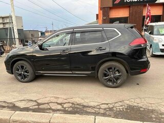 2022 Nissan X-Trail III Рестайлинг, чёрный, 1790000 рублей, вид 4