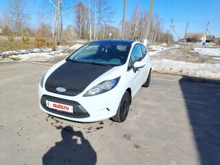 2010 Ford Fiesta Mk6, белый, 570000 рублей, вид 2